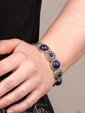 Paparazzi Jewelry Accessories - Garden Flair - Blue Bracelet - Vintage